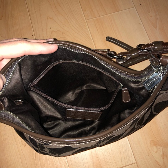 Coach Bag in Brown Fabric - Picture 8 of 8